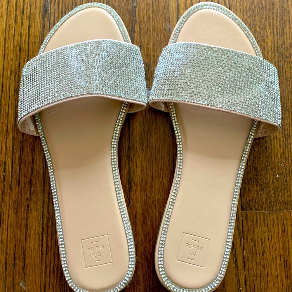 NEVER WORN David’s Bridal bling slides